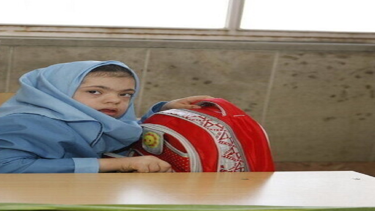 دست خیران آذربایجان شرقی بر سر دانش آموزان استثنایی