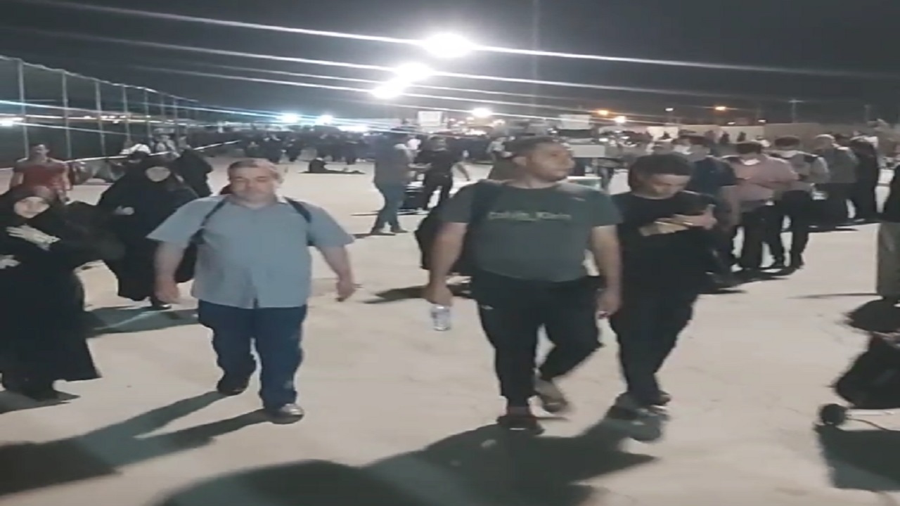 فیلمی از عبور زائران از مرز مهران در آستانه اربعین حسینی