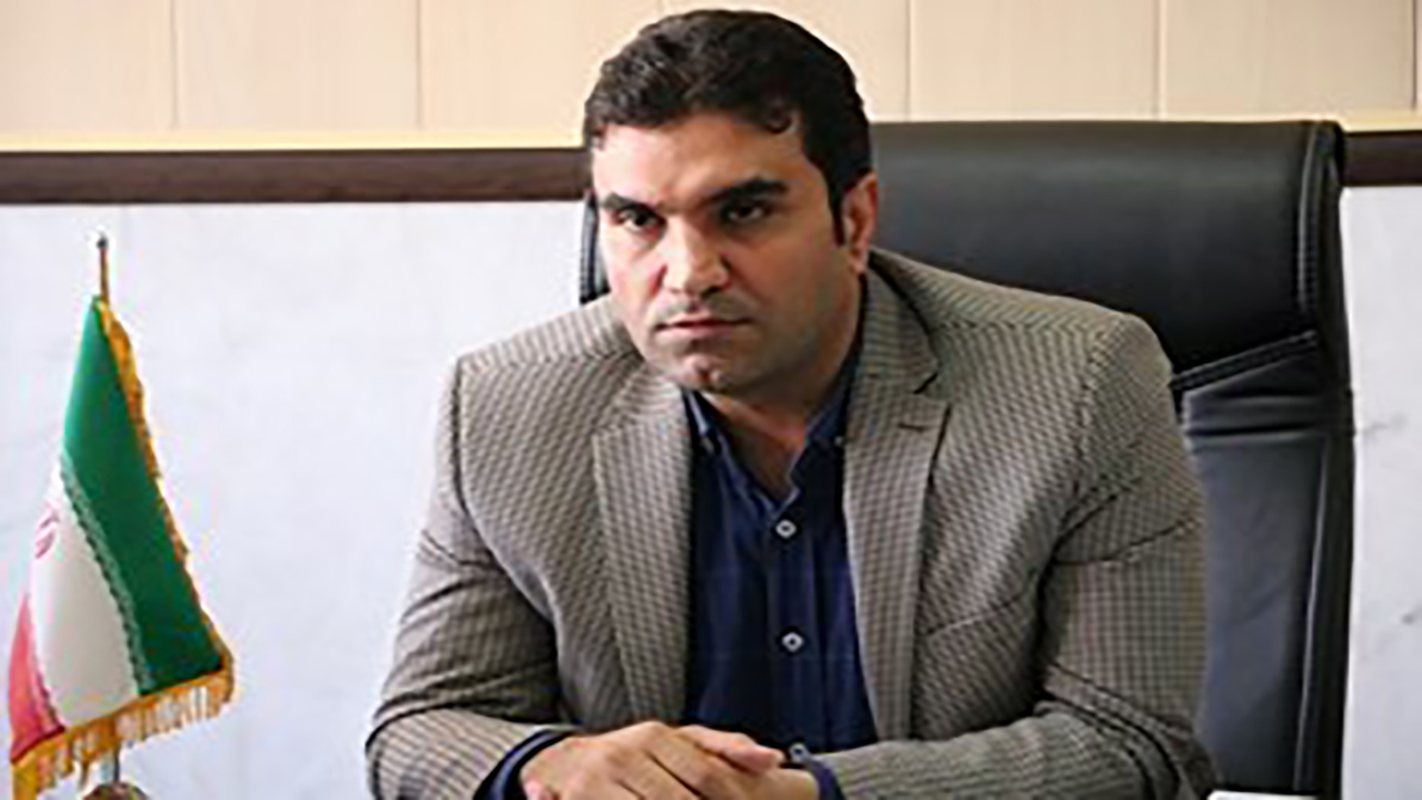 نمایندگان فضا را دو قطبی نکنند و به کابینه دولت کمک کنند