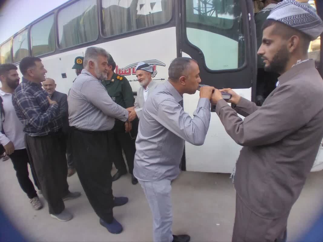 اعزام کاروان اهل سنت به کربلای معلی اعزام کاروان اهل سنت به کربلای معلی