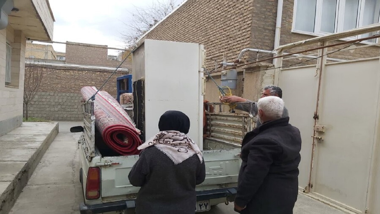 اهدای ۲۲۸ سری لوازم خانگی به مددجویان زنجانی