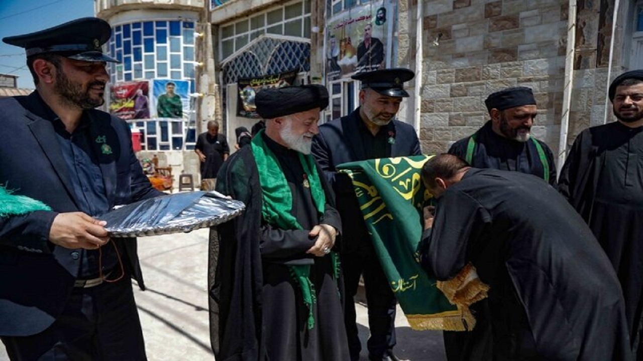 خادمان حرم حضرت معصومه (س) از موکب داران عراقی قدردانی کردند