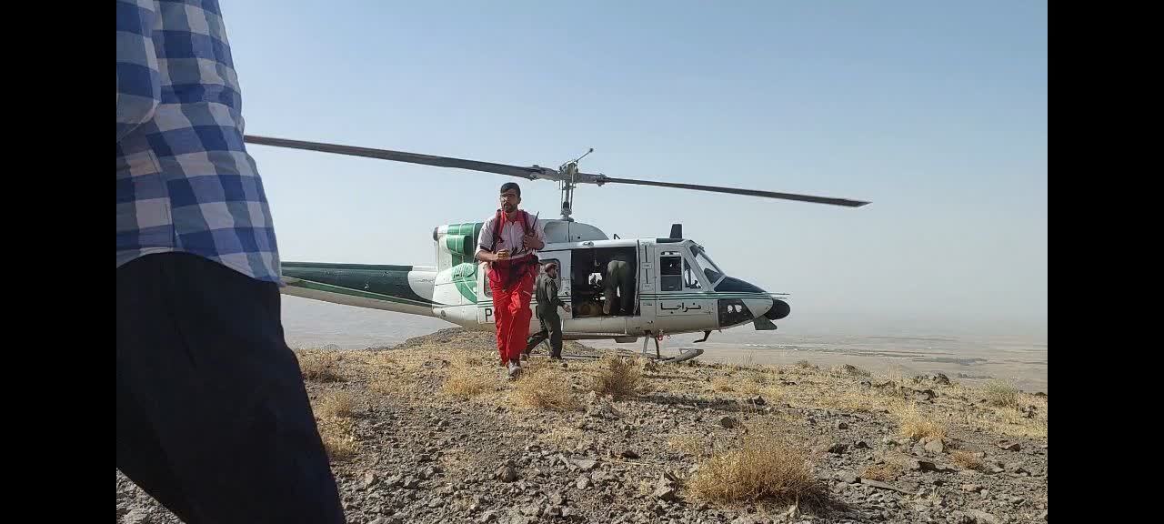 نجات جان پیرمرد روستایی در حادثه کوه داغ داغان نجات جان پیرمرد روستایی در حادثه کوه داغ داغان
