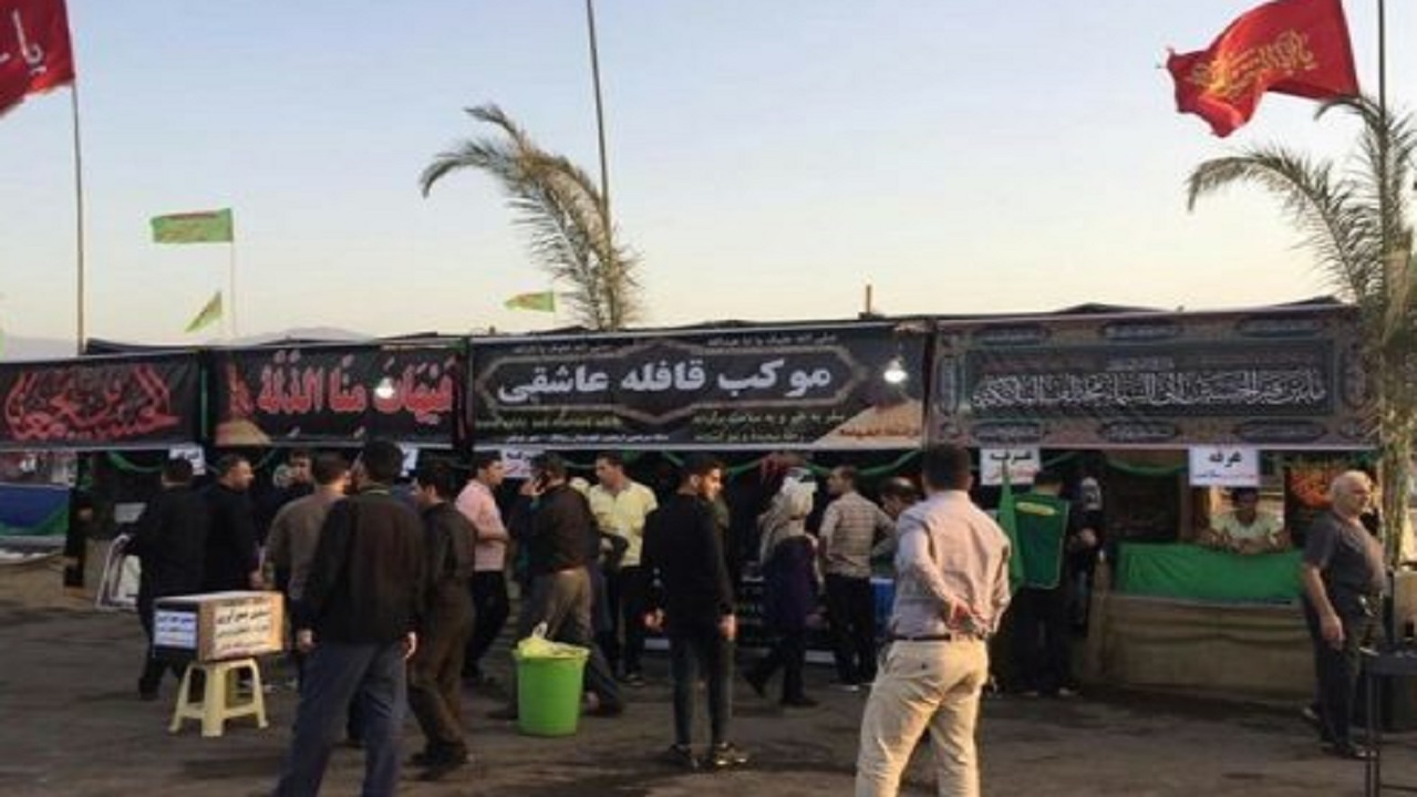 برپایی موکب‌های صلواتی در ورودی ورزشگاه یادگار امام تبریز