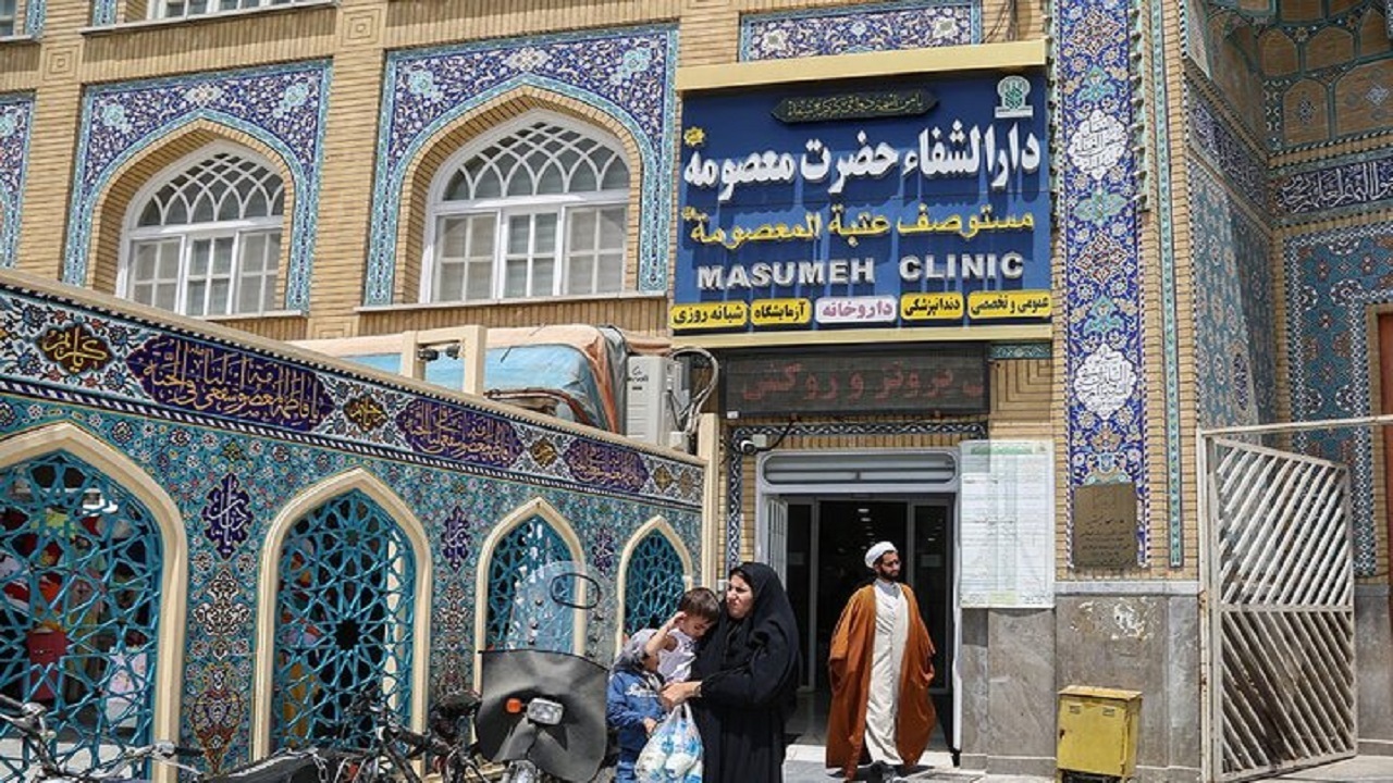 ارائه خدمات شبانه‌روزی به زائران اربعین در دارالشفای بانوی کرامت