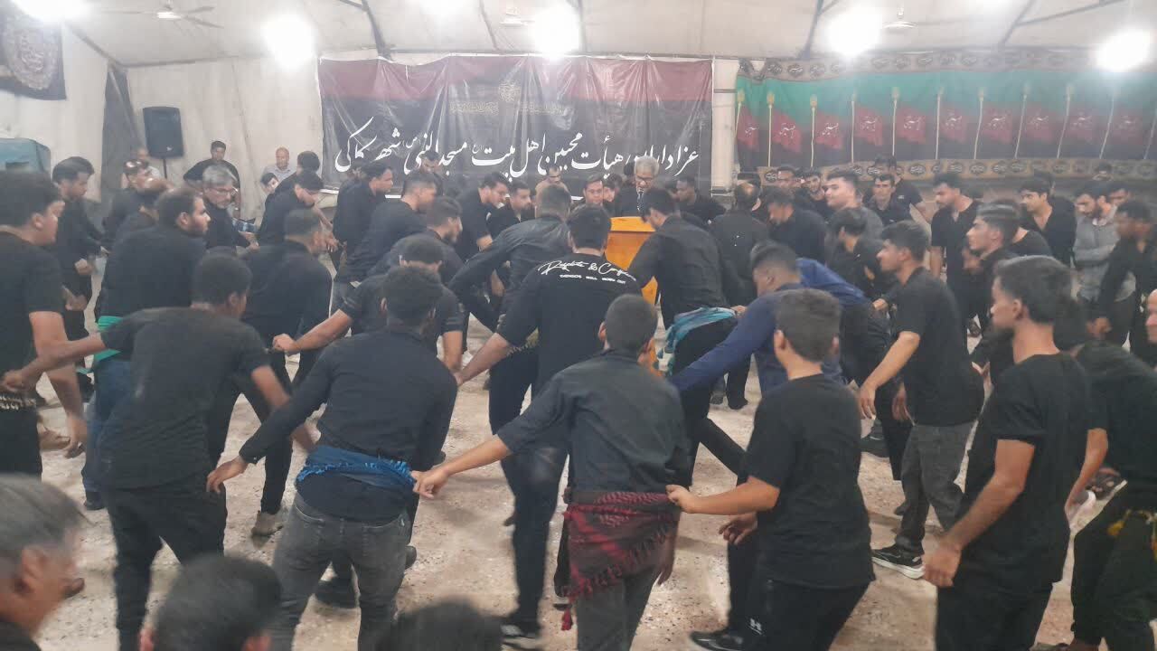 اجتماع عزاداران حسینی در شهر کاکی اجتماع عزاداران حسینی در شهر کاکی