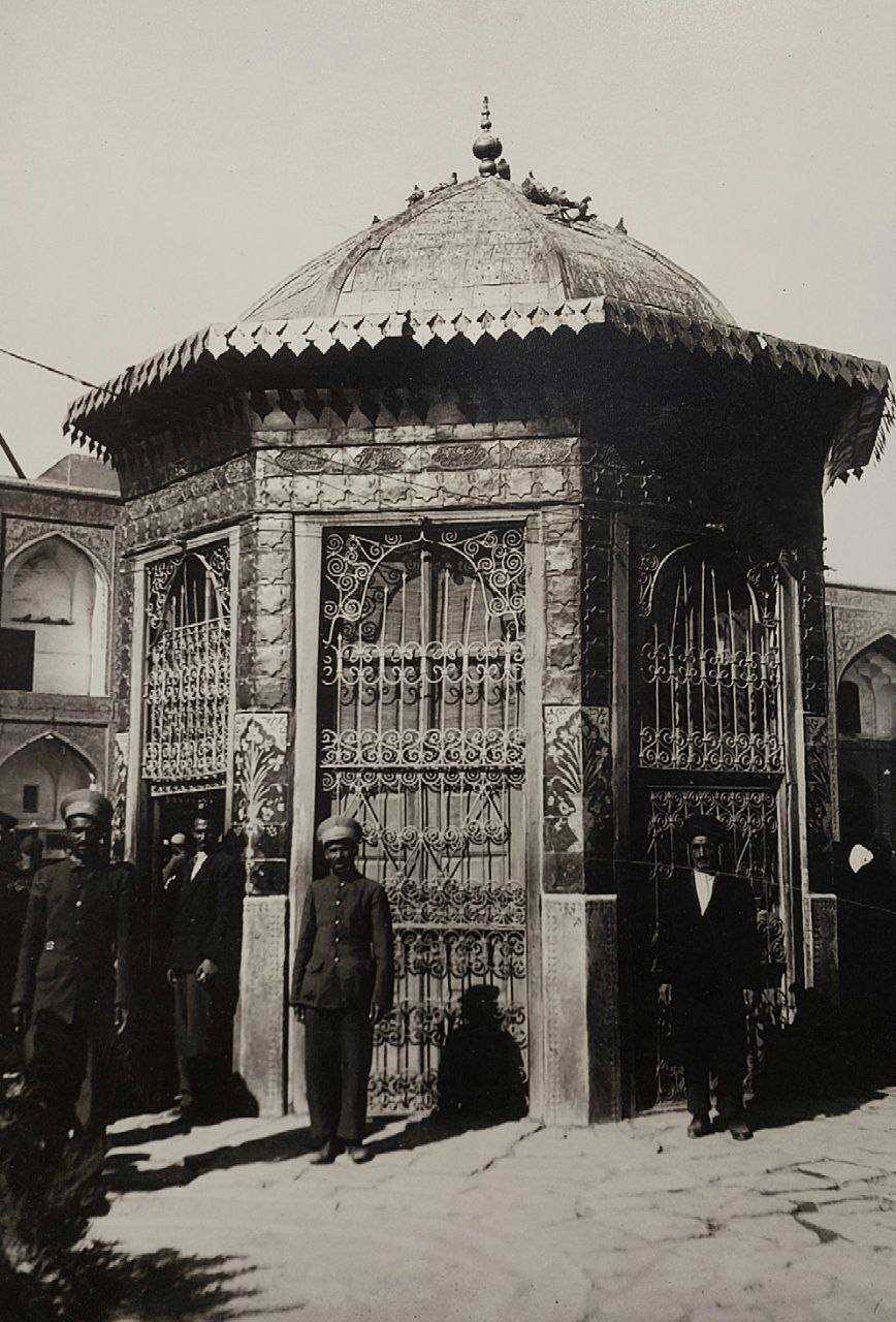سقاخانه حرم امام رضا