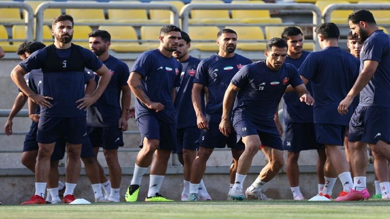 برگزاری تمرین پنج‌شنبه سرخپوشان با حضور بازیکن جدید