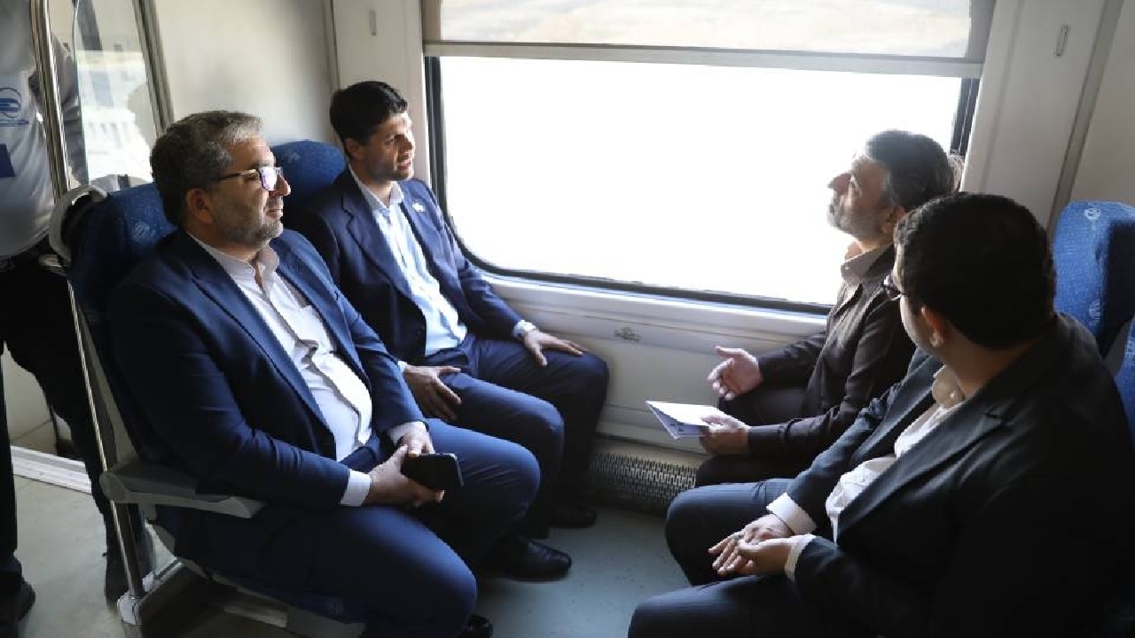 بهره برداری از ۴۰ کیلومتر مسیر ریلی ۲ خطه اهواز_اندیمشک