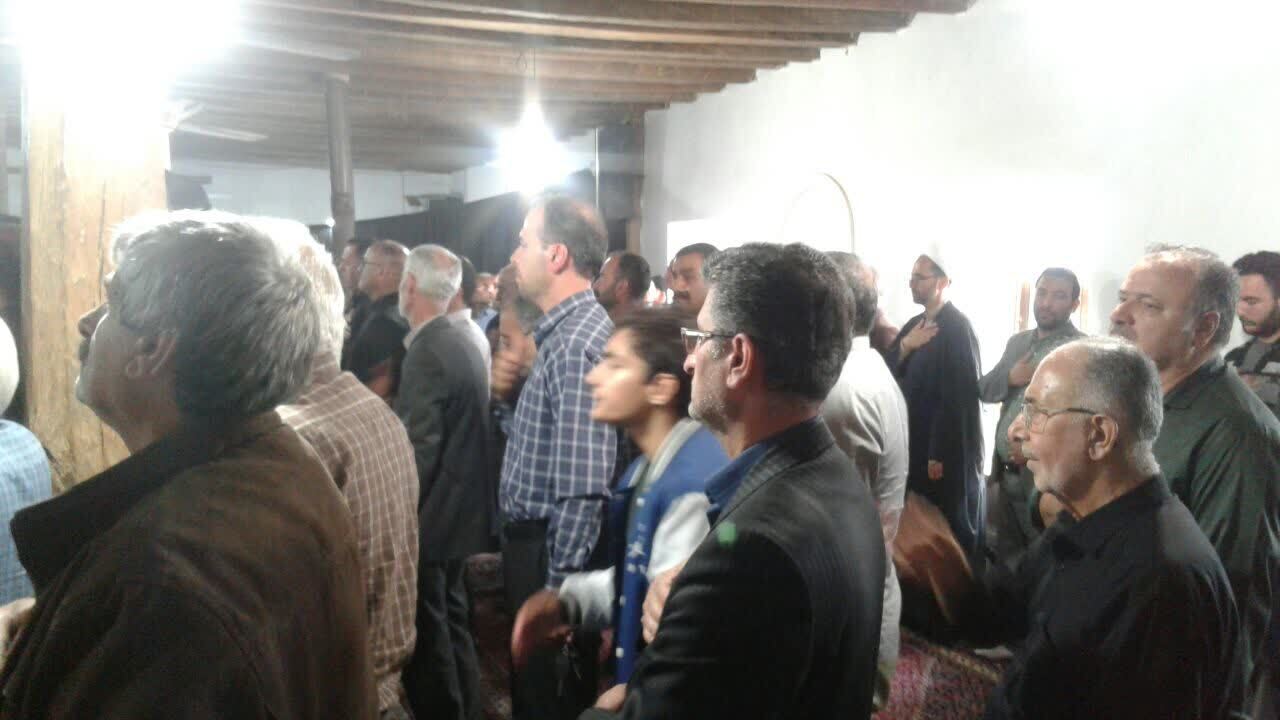 مراسم یادواره شهدا در روستای گلین