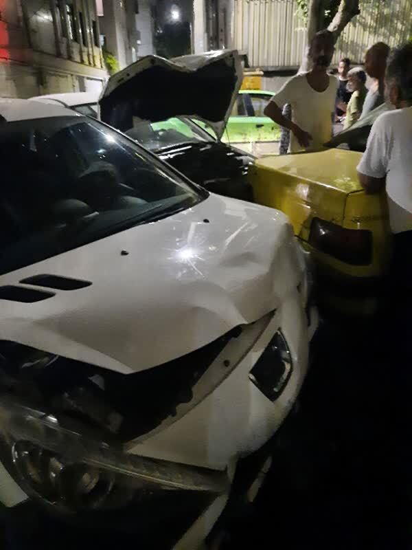 برخورد خودروها