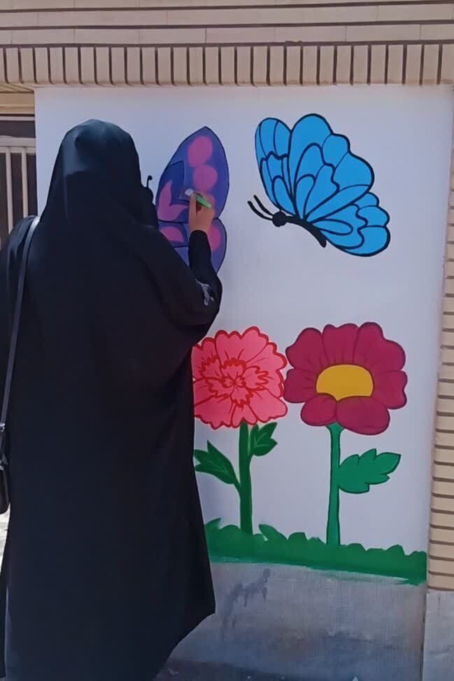 نقاشی روی دیوار