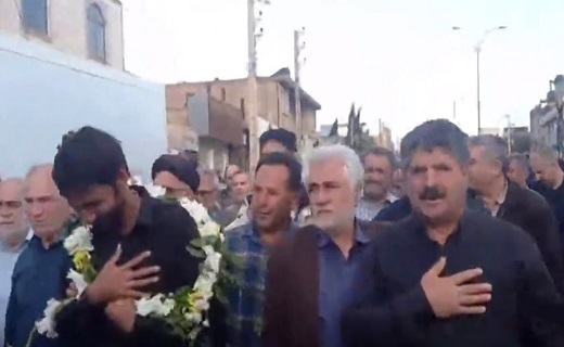 استقبال مردم رودبار از خانواده شهید کیانی