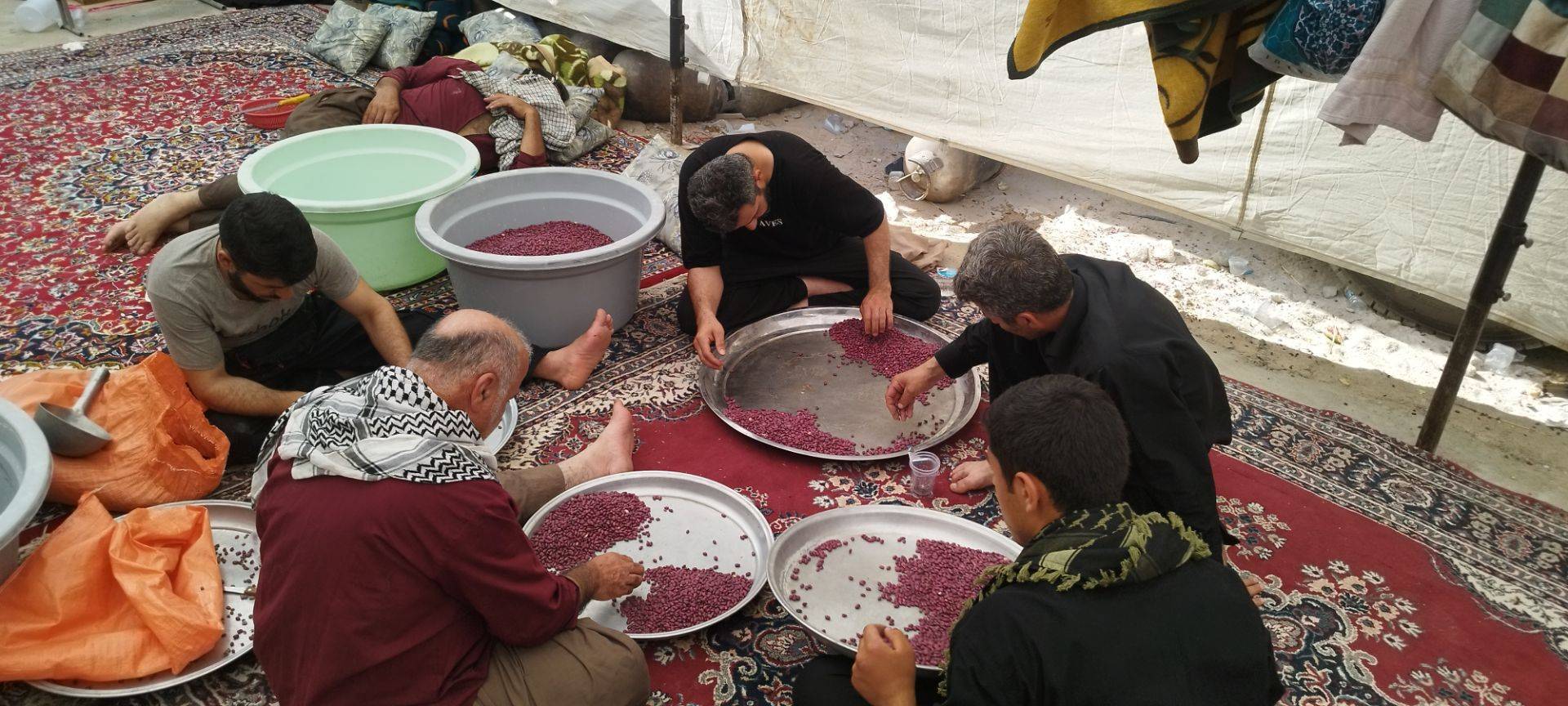 آماده سازی مواد غذایی