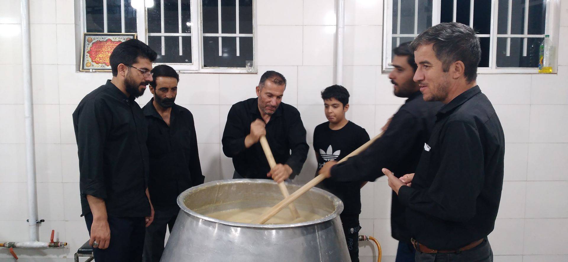 پخت نذری در صالح آباد