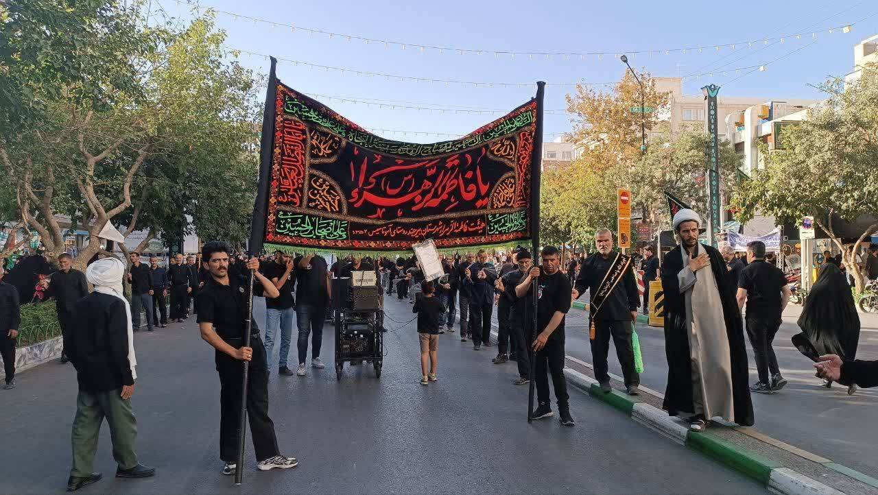دسته عزاداری زائران امام رضا