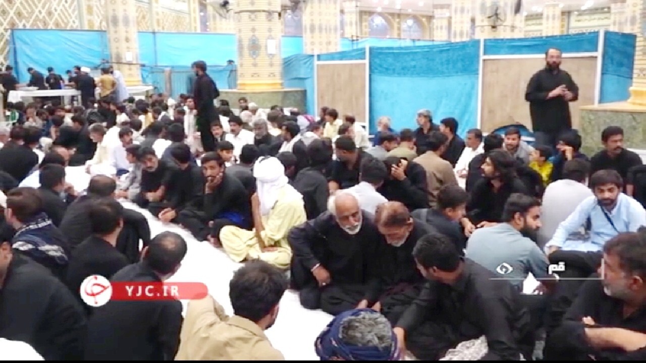 میزبانی موکب مسجد جمکران از زائران پاکستانی