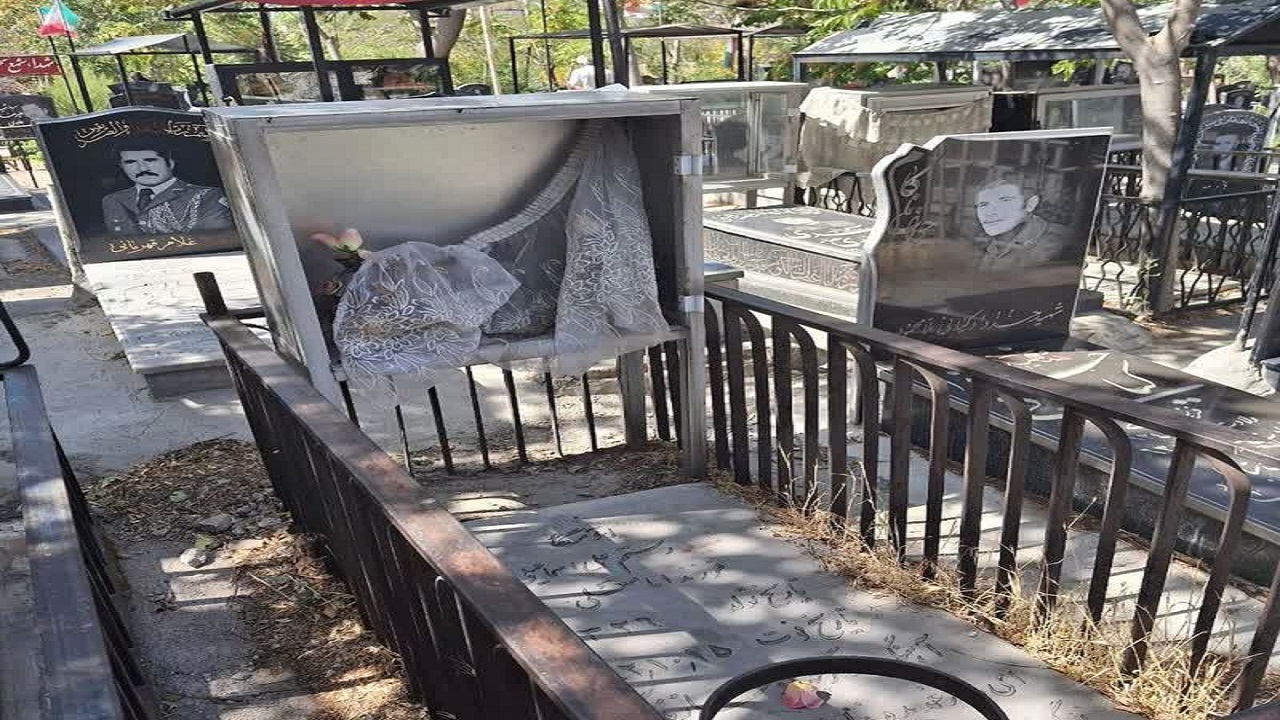 رنجش شهروند تبریزی از سرقت آلومینیوم‌های مزار شهدا در آرامستان بقائیه + تصاویر