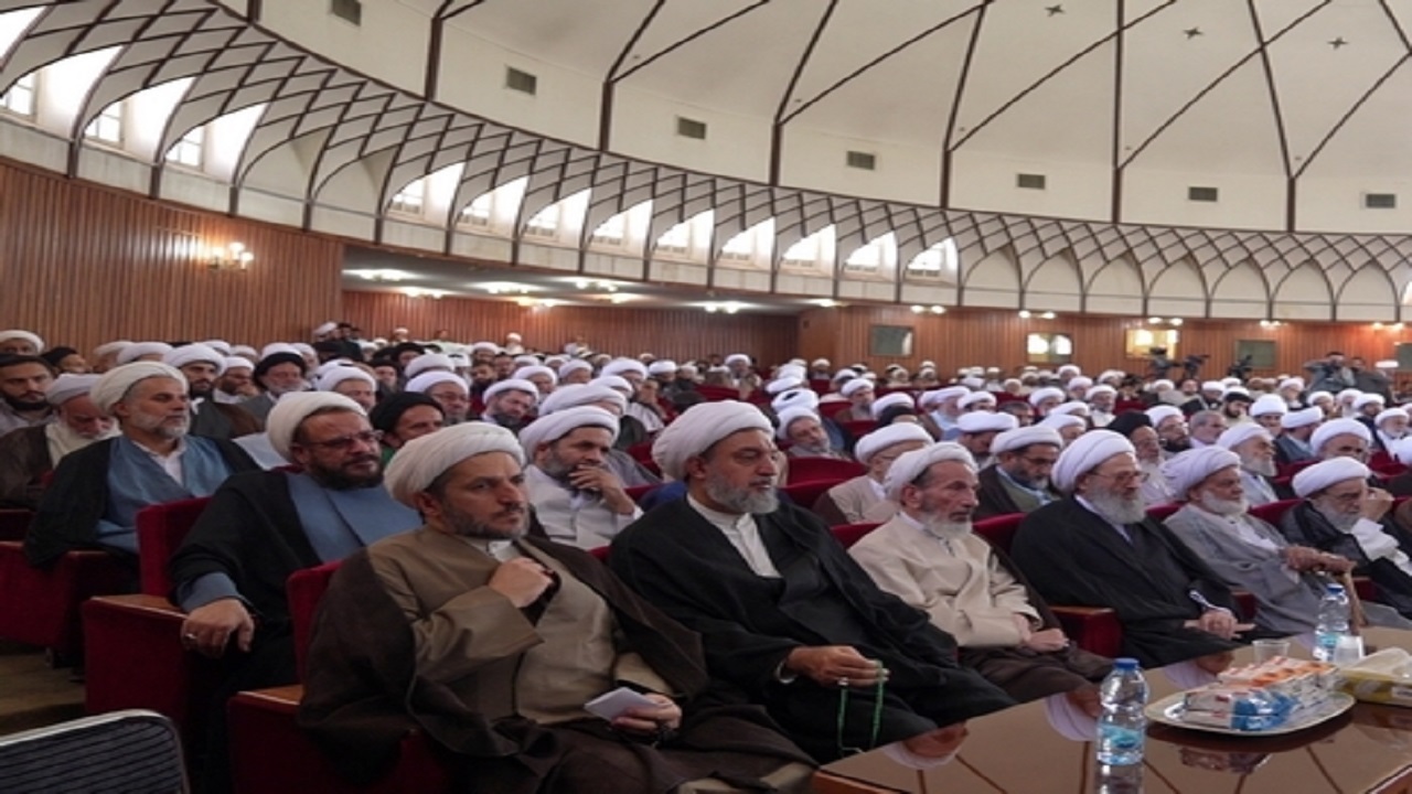 آیین آغاز سال تحصیلی حوزه‌های علمیه در قم برگزار شد