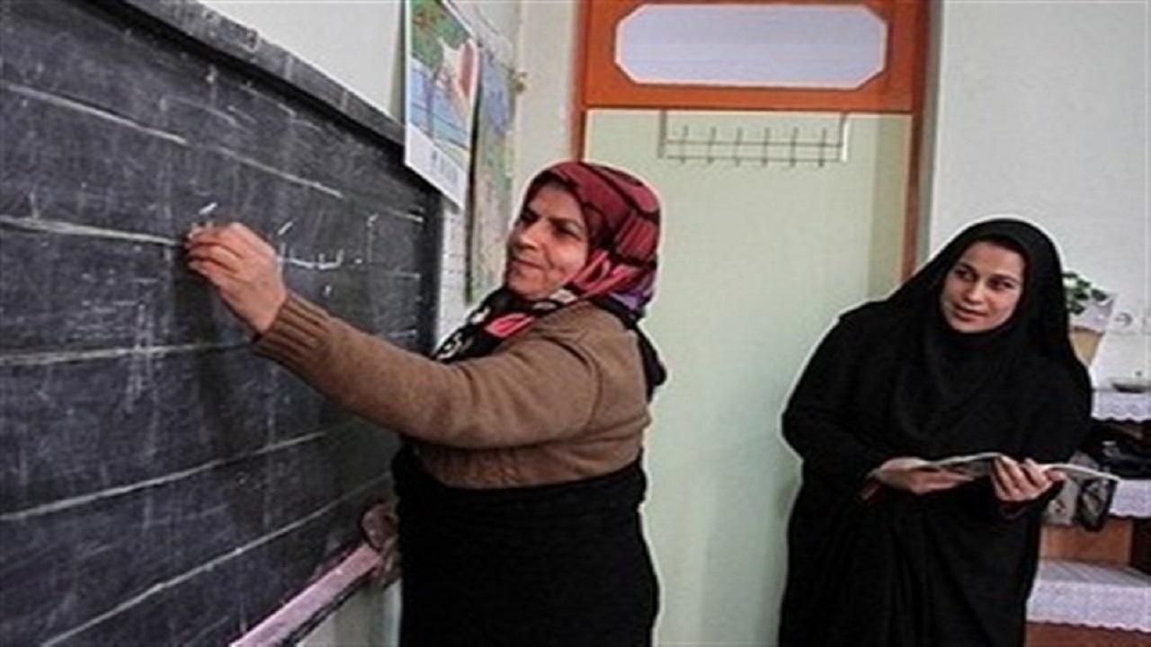 باسوادی۲ هزار و ۵۰۰ یزدی