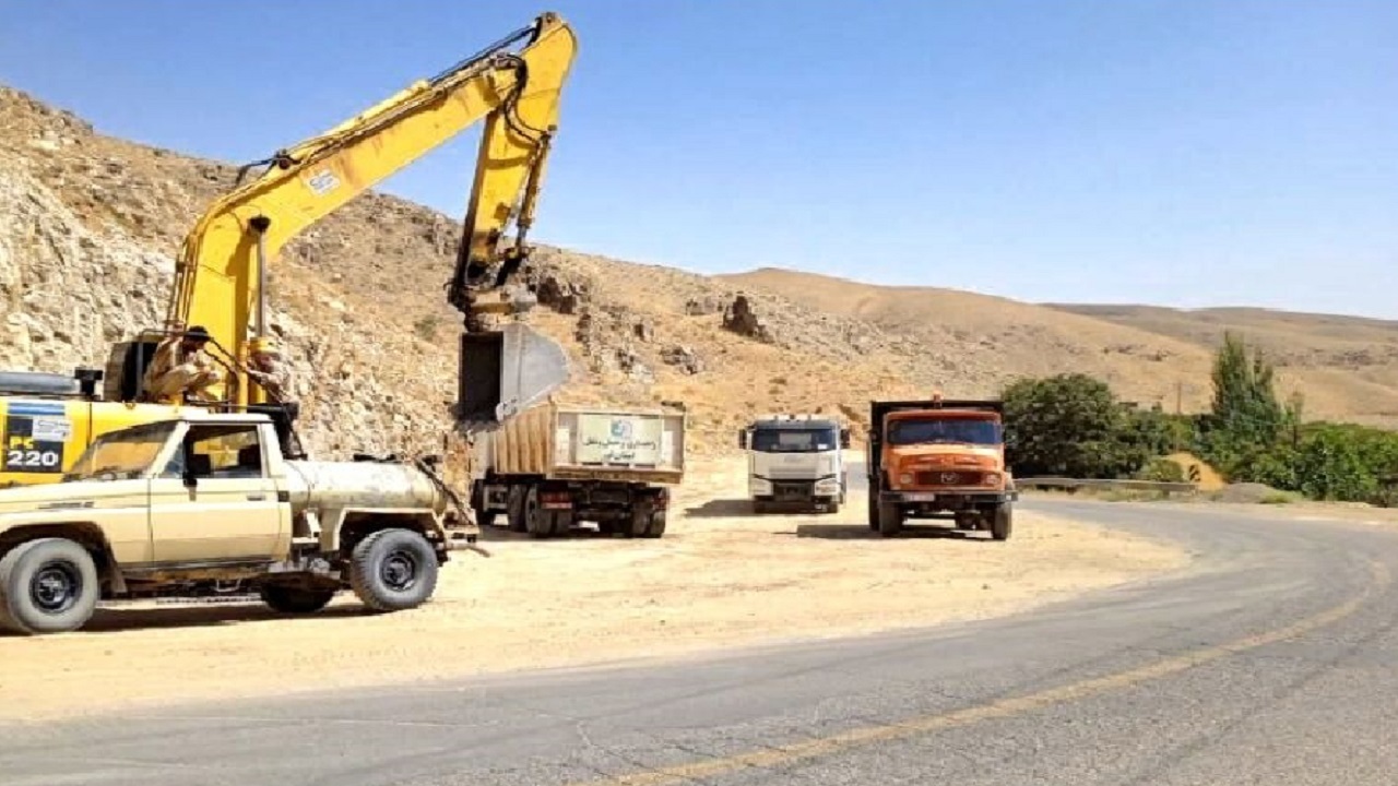 محور قاهان - نویس شهرستان جعفرآباد تعریض شد