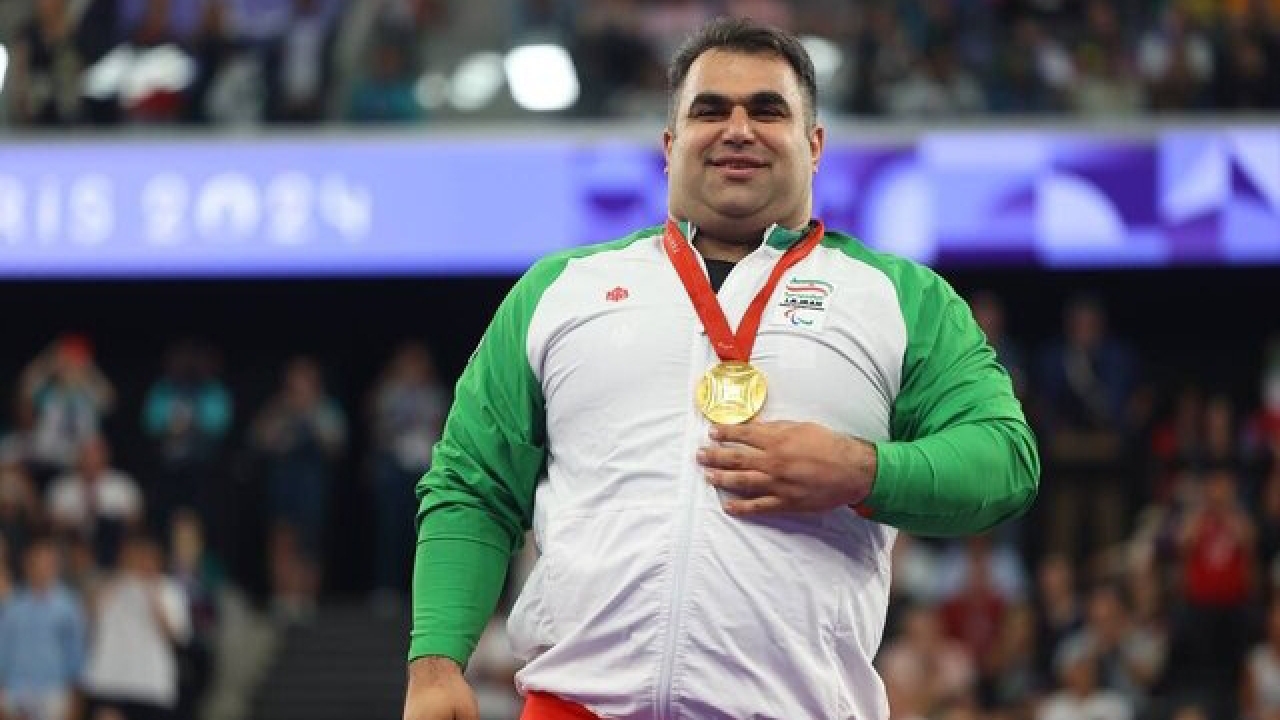جشن خوزستانی‌ها بابت کسب نشان طلای پارالمپیک احمد امین زاده