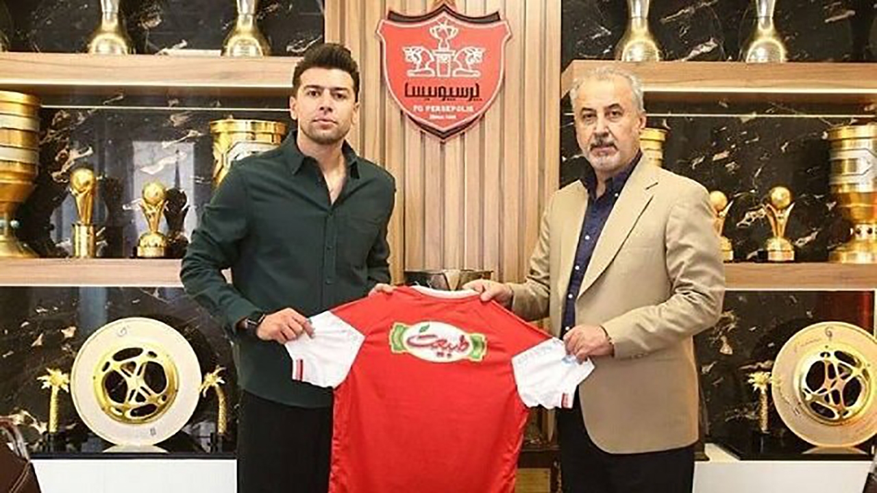هافبک استقلالی به پرسپولیس پیوست