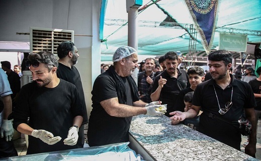 خادمی جمعی از هنرمندان کشوری در موکب آستان مقدس بانوی کرامت+تصاویر خادمی جمعی از هنرمندان کشوری در موکب آستان مقدس بانوی کرامت+تصاویر