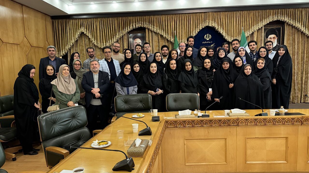 برگزاری نشست صمیمی تیم اطلاع‌رسانی دولت با اصحاب رسانه
