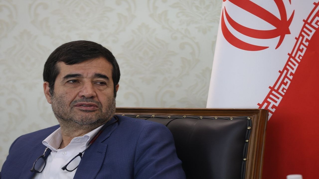 وزیر ورزش و جوانان: ورزشگاه آزادی تا پایان پاییز در اختیار فوتبال ایران قرار می‌گیرد