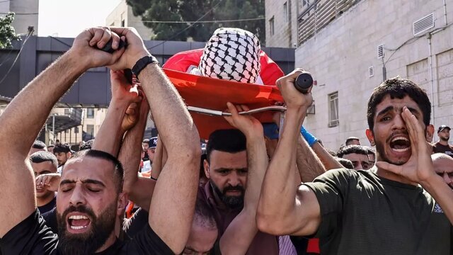 مراسم تشییع پیکر نوجوان ۱۳&zwnj;ساله فلسطینی که در کرانه باختری به شهادت رسید، ۹ ژوئیه ۲۰۲۴