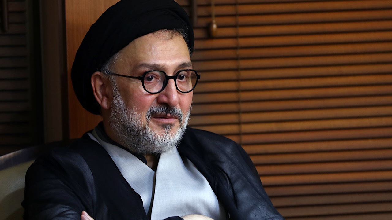 هر کسی رئیس‌جمهور باشد در آستانه رفتن به سازمان ملل، یک بحران پیش پایش پرتاب می‌شود
