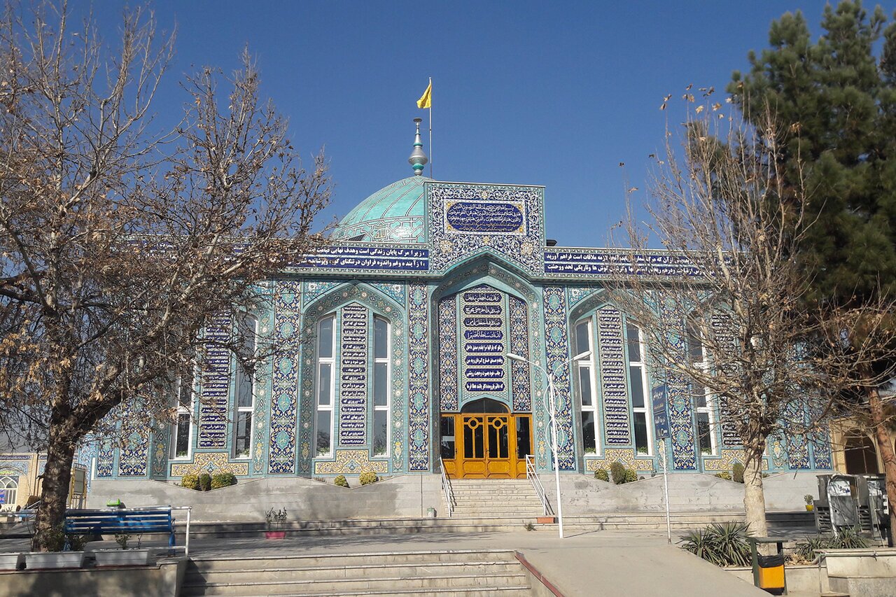 ستارگان گرداگرد خورشید مشهدالرضا، امامزادگانی که در جوار شاه خراسان آرمیده&zwnj;اند