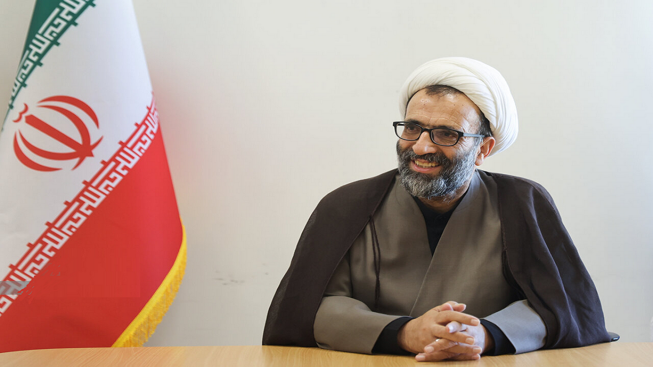 استعفای حسین‌زاده تقدیم هیات رئیسه مجلس شد