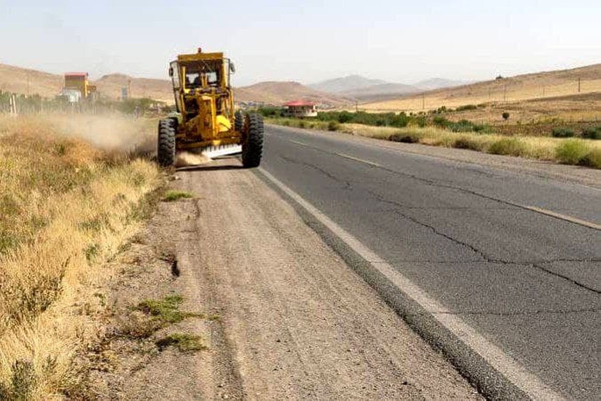تسطیح و رگلاژ حدود یک هزار کیلومتر از راه‌های شهرستان مشگین شهر