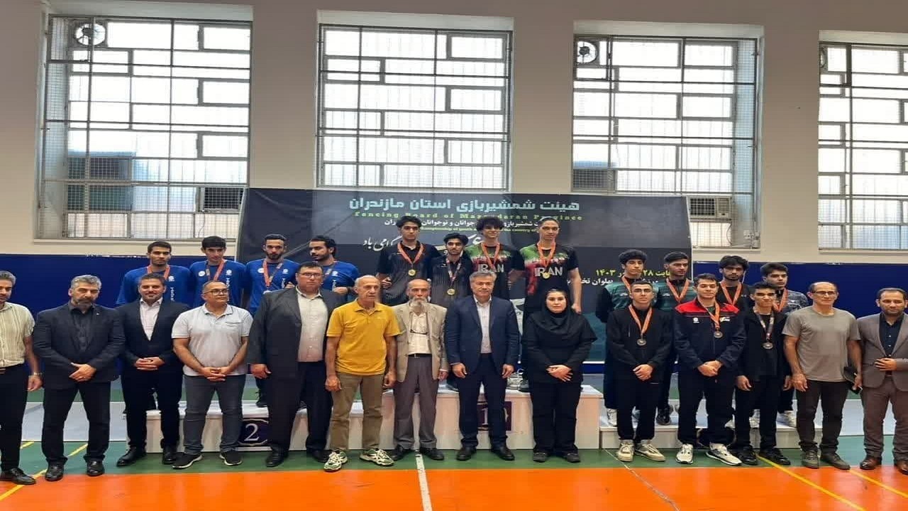 شمشیربازان خراسان جنوبی بر سکوی قهرمانی کشور