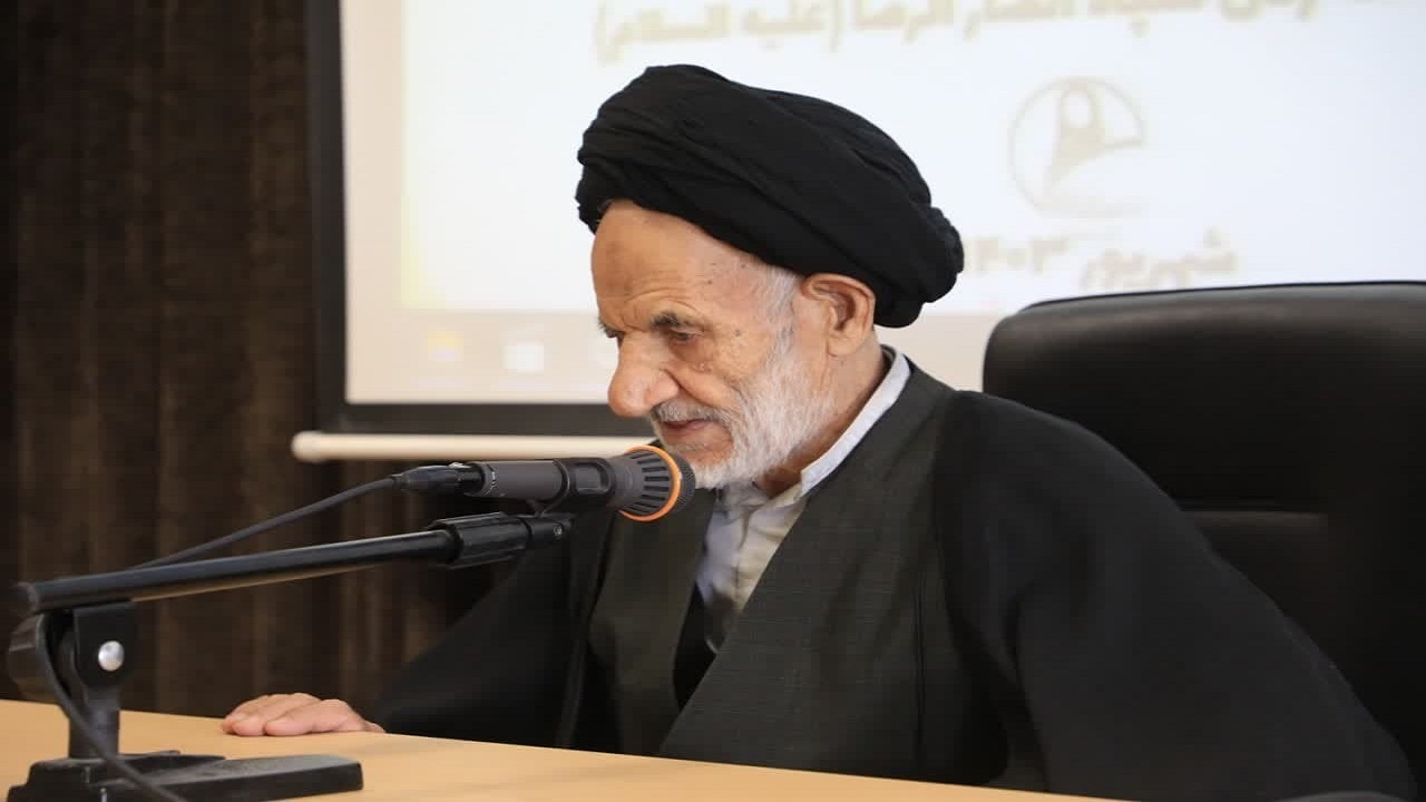 نقطه پایانی کار دشمن نابودی خانواده است