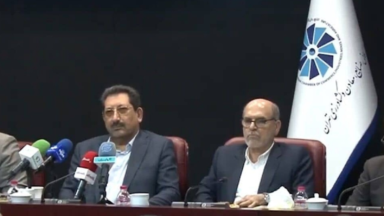 دعوت وزیر صمت از اتاق بازرگانی برای مشارکت در کمیته راهبردی خودرو