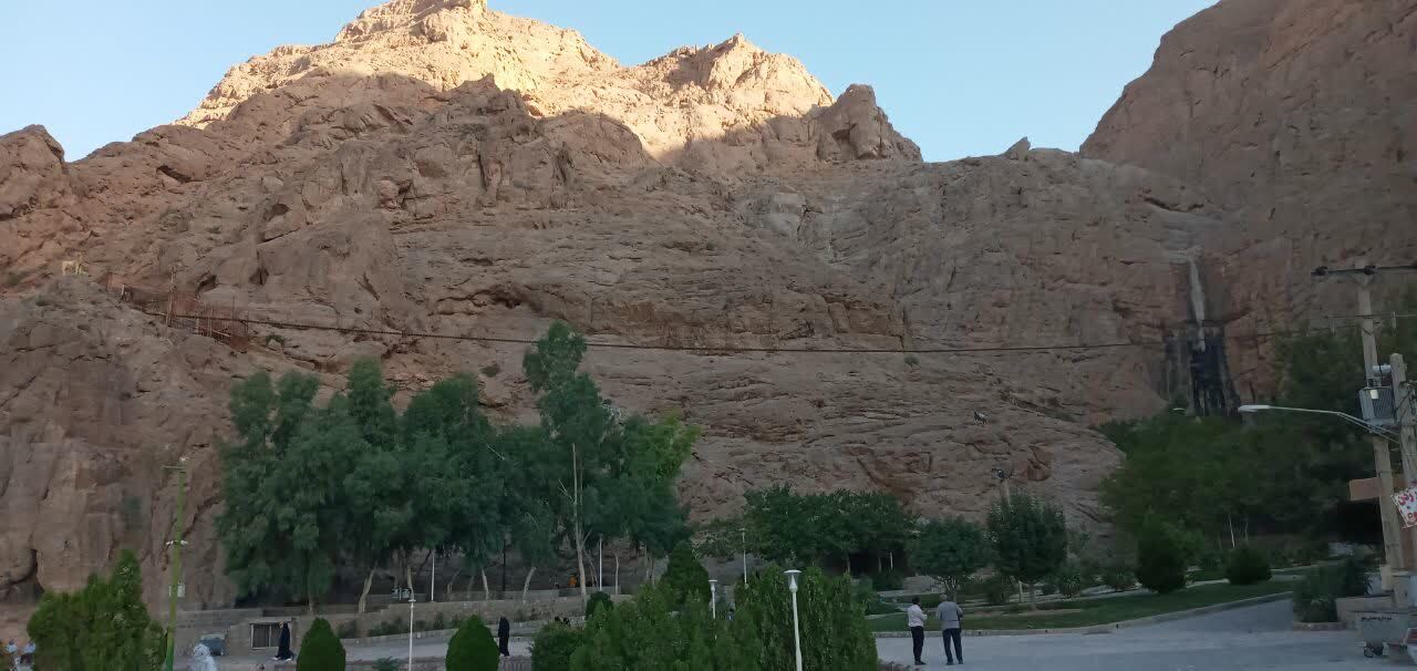 طبیعت چشمه لادر