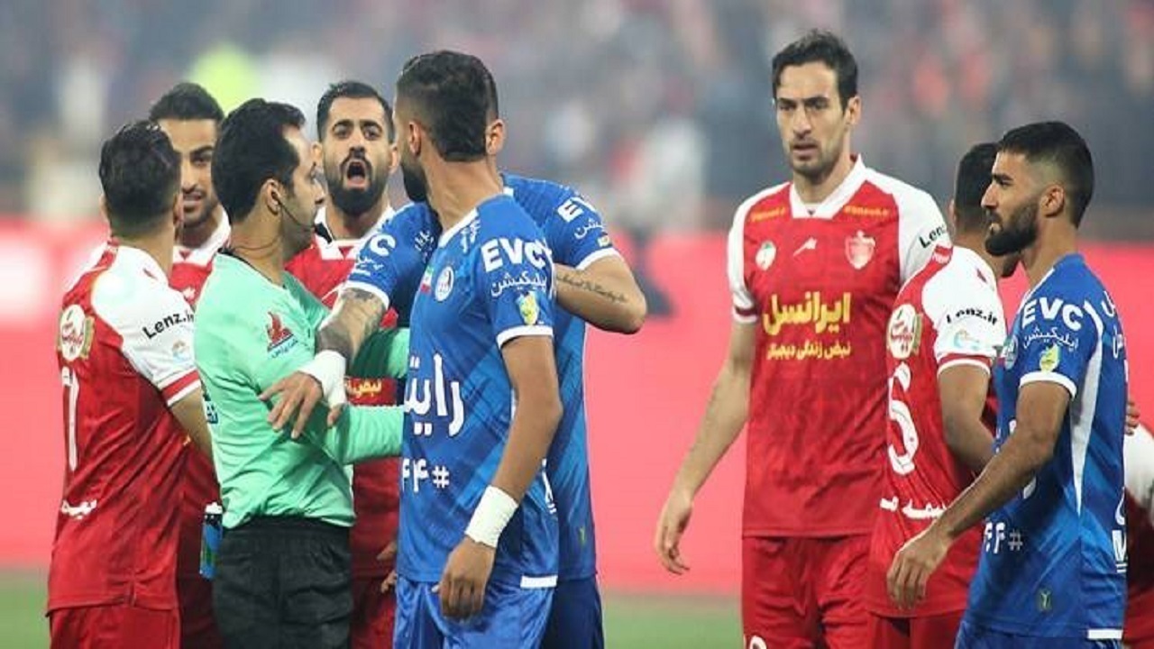 سید صالحی: بازی نکردن در ورزشگاه آزادی به سرخابی‌ها آسیب می‌رساند