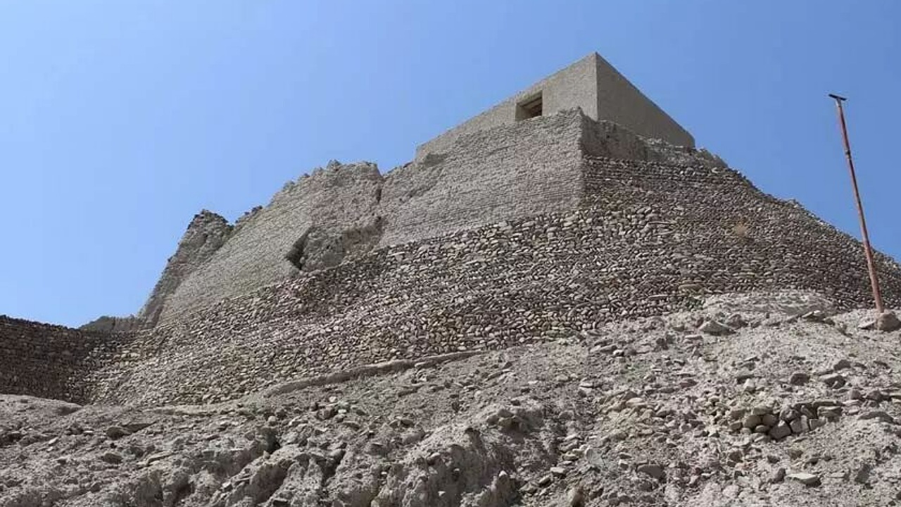 مرمت قلعه سرباز در سیستان و بلوچستان آغاز شد