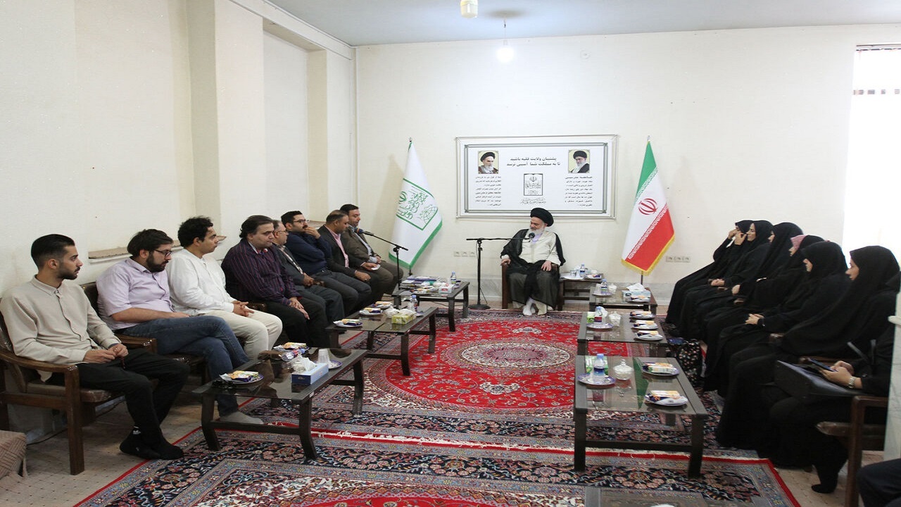 دشمنان ما به دانشگاهیان طمع دارند