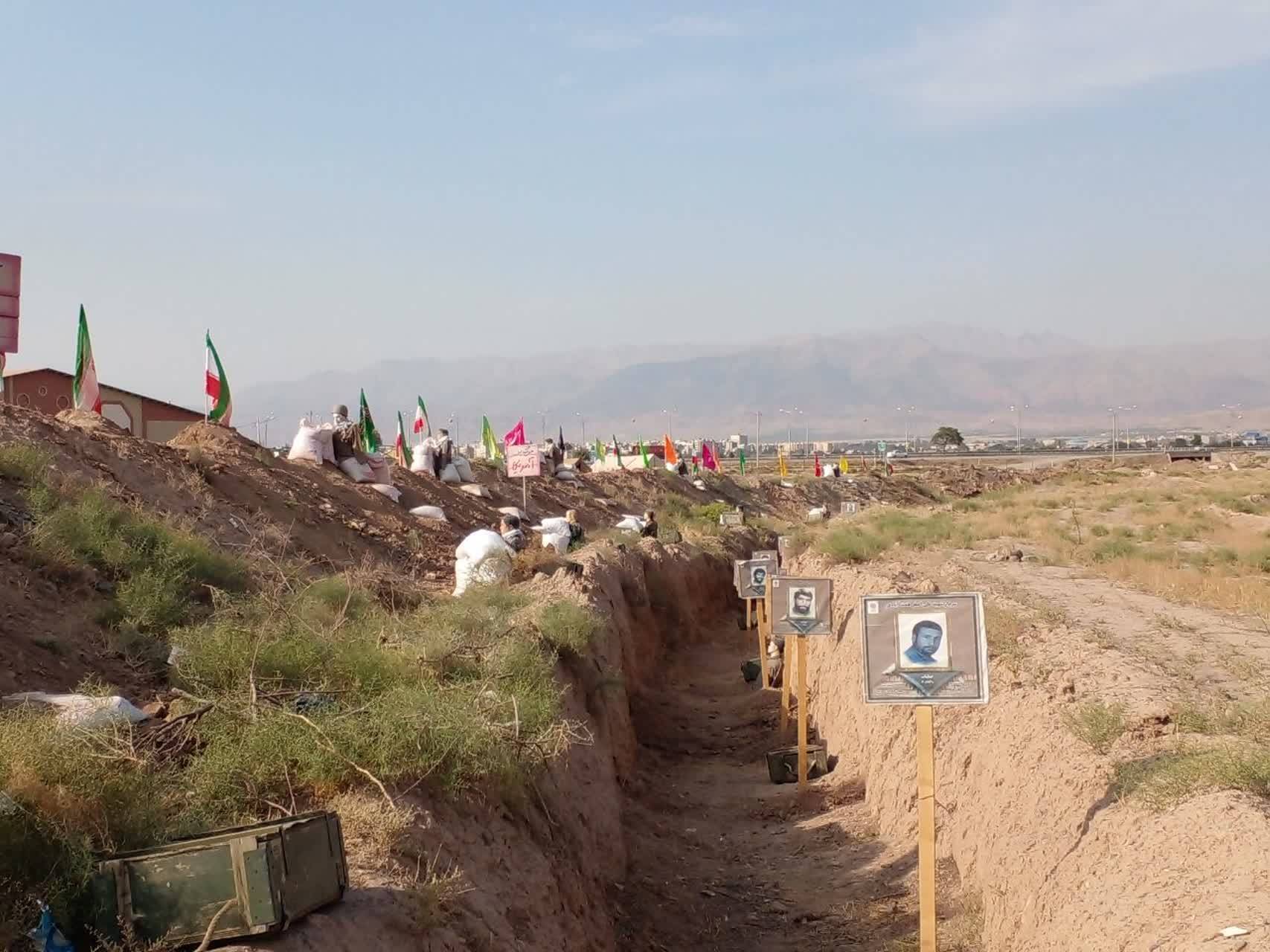 آماده سازی نمایشگاه دفاع مقدس