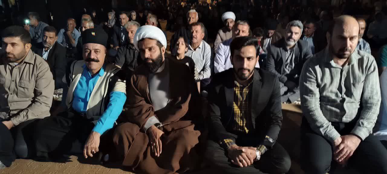 مراسم شادمانی و سرور به مناسبت میلاد حضرت رسول اکرم(ص)
