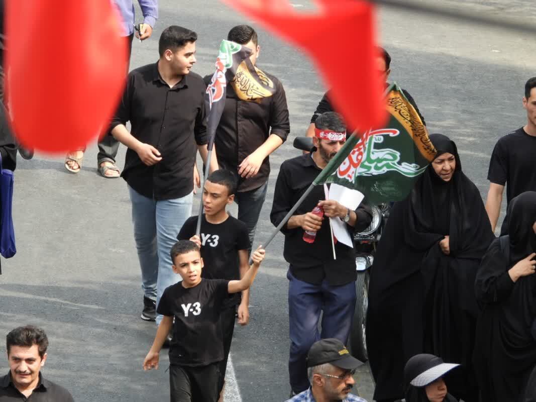 حضور جوانان در مراسم جاماندگان اربعین