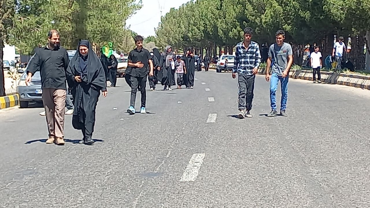 پیاده روی شهر کرمان