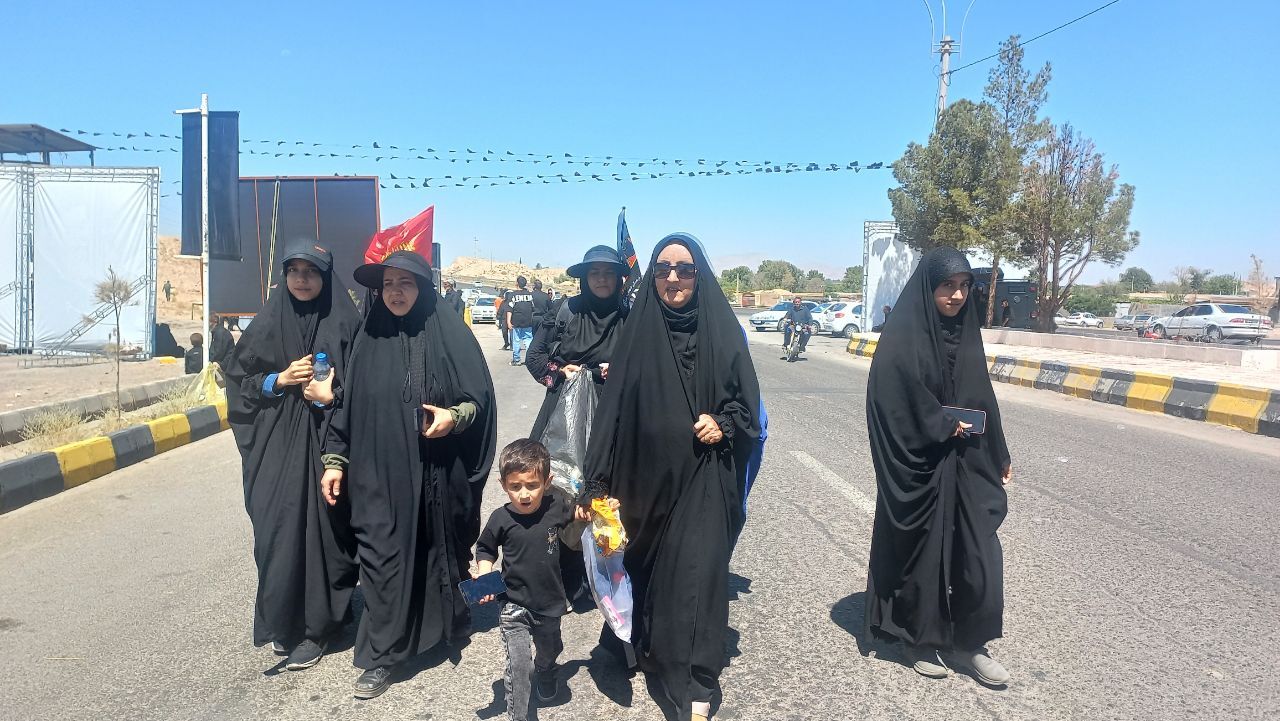 پیاده روی شهر کرمان