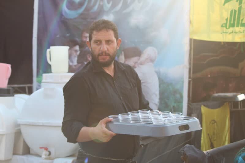 پذیرایی از عزاداران امام حسین