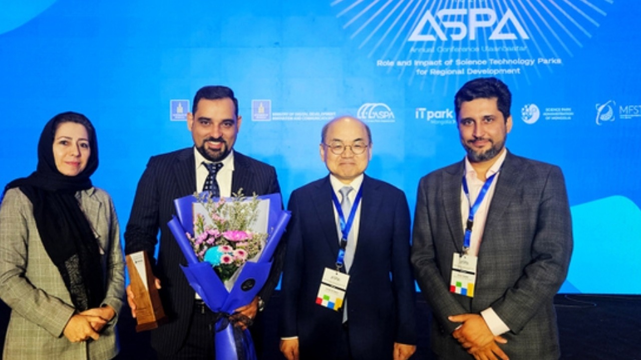 شرکت دانش‌بنیان ایرانی جایزه انجمن پارک‌های فناوری آسیایی را گرفت