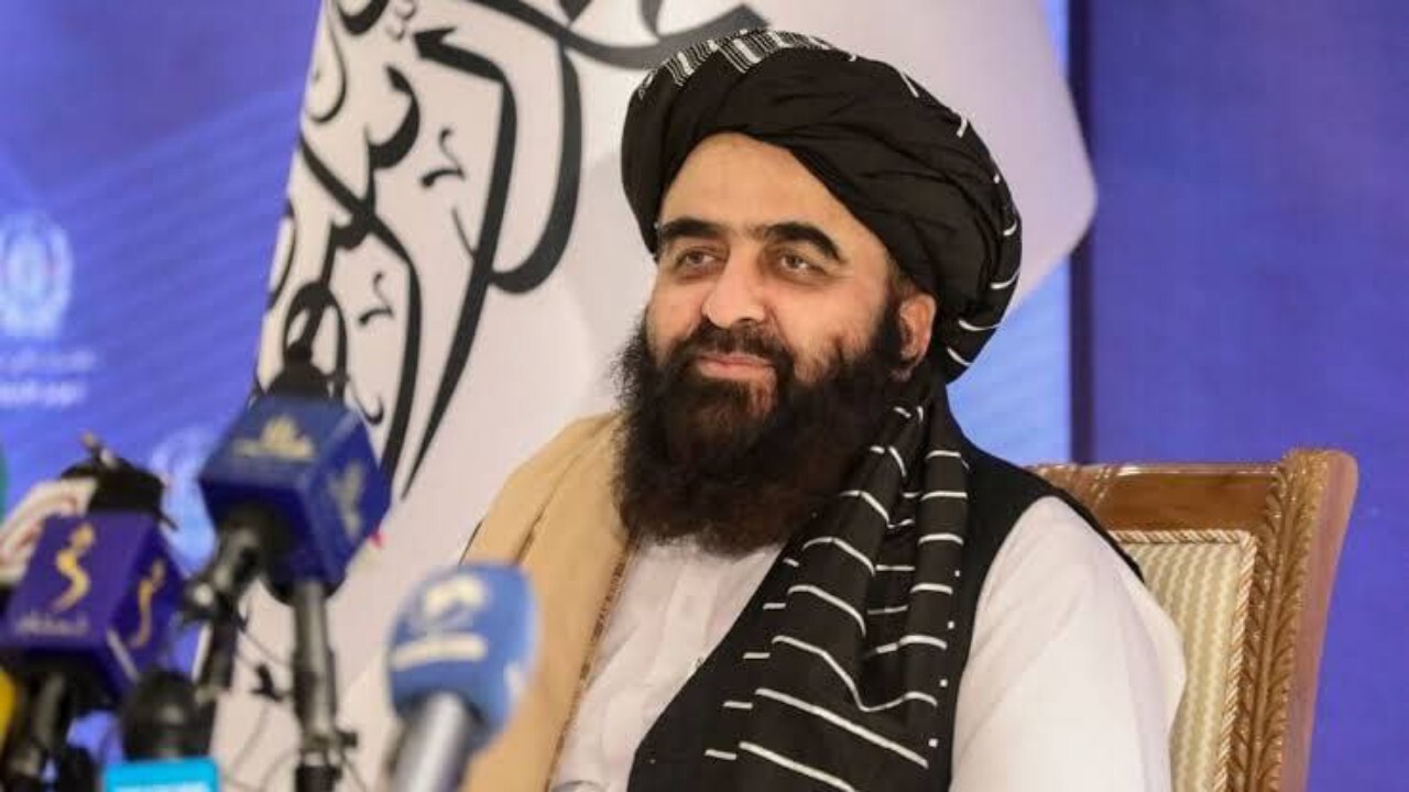 وزیر خارجه طالبان راهی کامرون شد